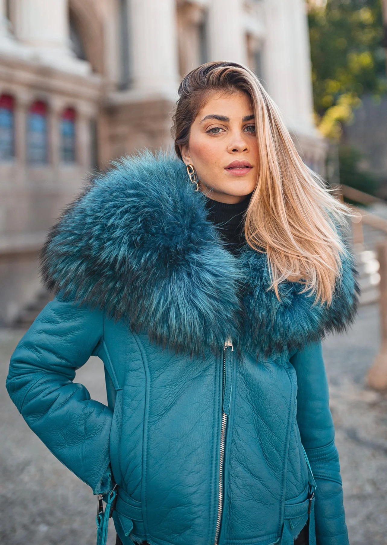 1639cc6e-d92e-46f0-b038-d281f6531291-rdkyar Jaqueta de Couro Suíça - Imagem 1