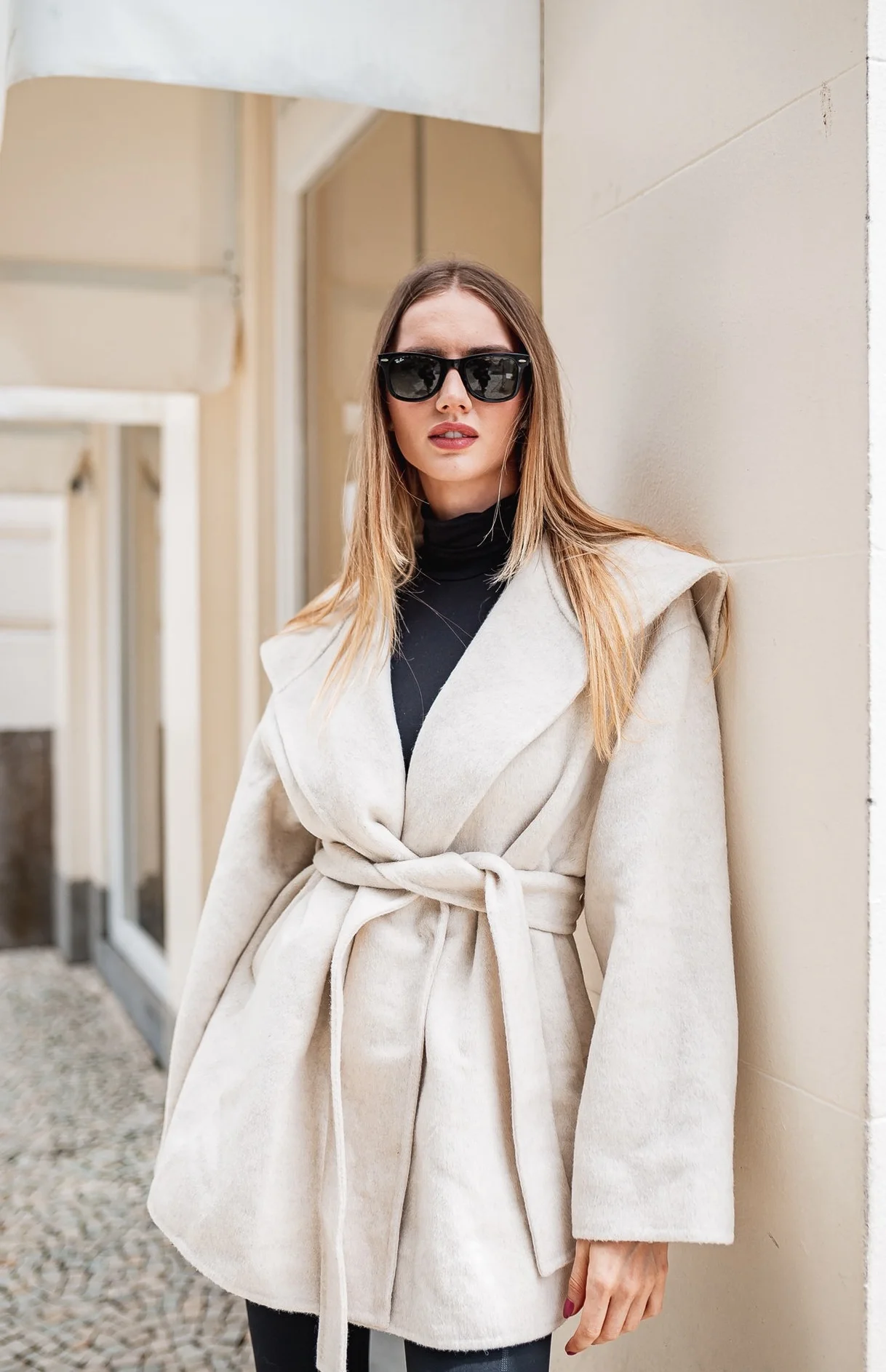 200b1af3-4fec-4d02-870c-0c2b3be232d7-t7gq6odkxi Sobretudo Curto Basic - Imagem 1